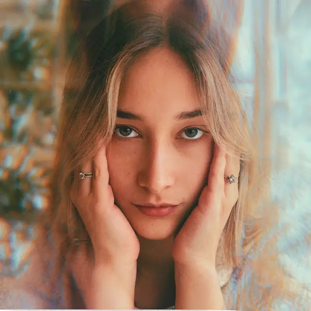 Özge Esin - Ses Eğitmeni